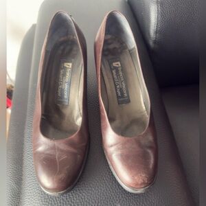 Women's Brown Leather Pumps